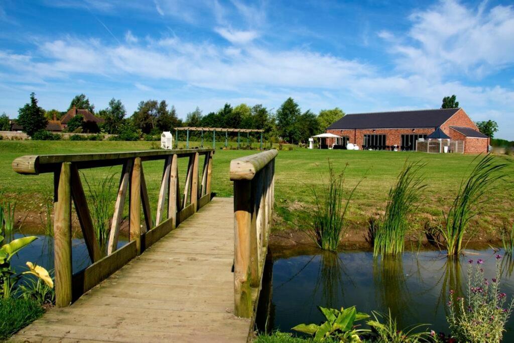 Brackenborough Lakes Resort Louth  Bagian luar foto