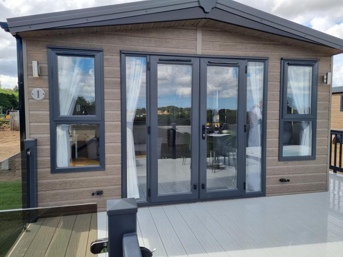 Brackenborough Lakes Resort Louth  Bagian luar foto