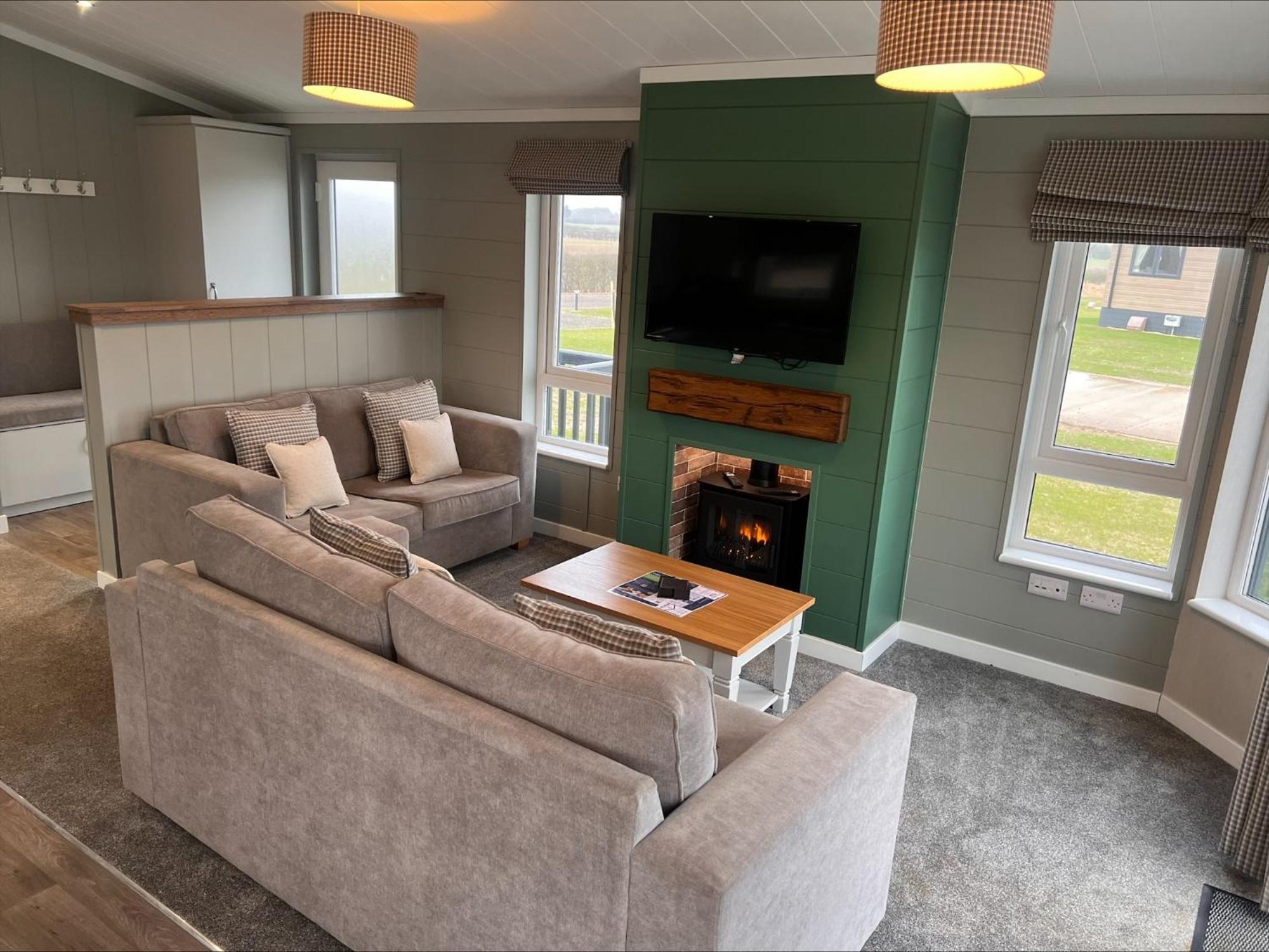 Brackenborough Lakes Resort Louth  Bagian luar foto