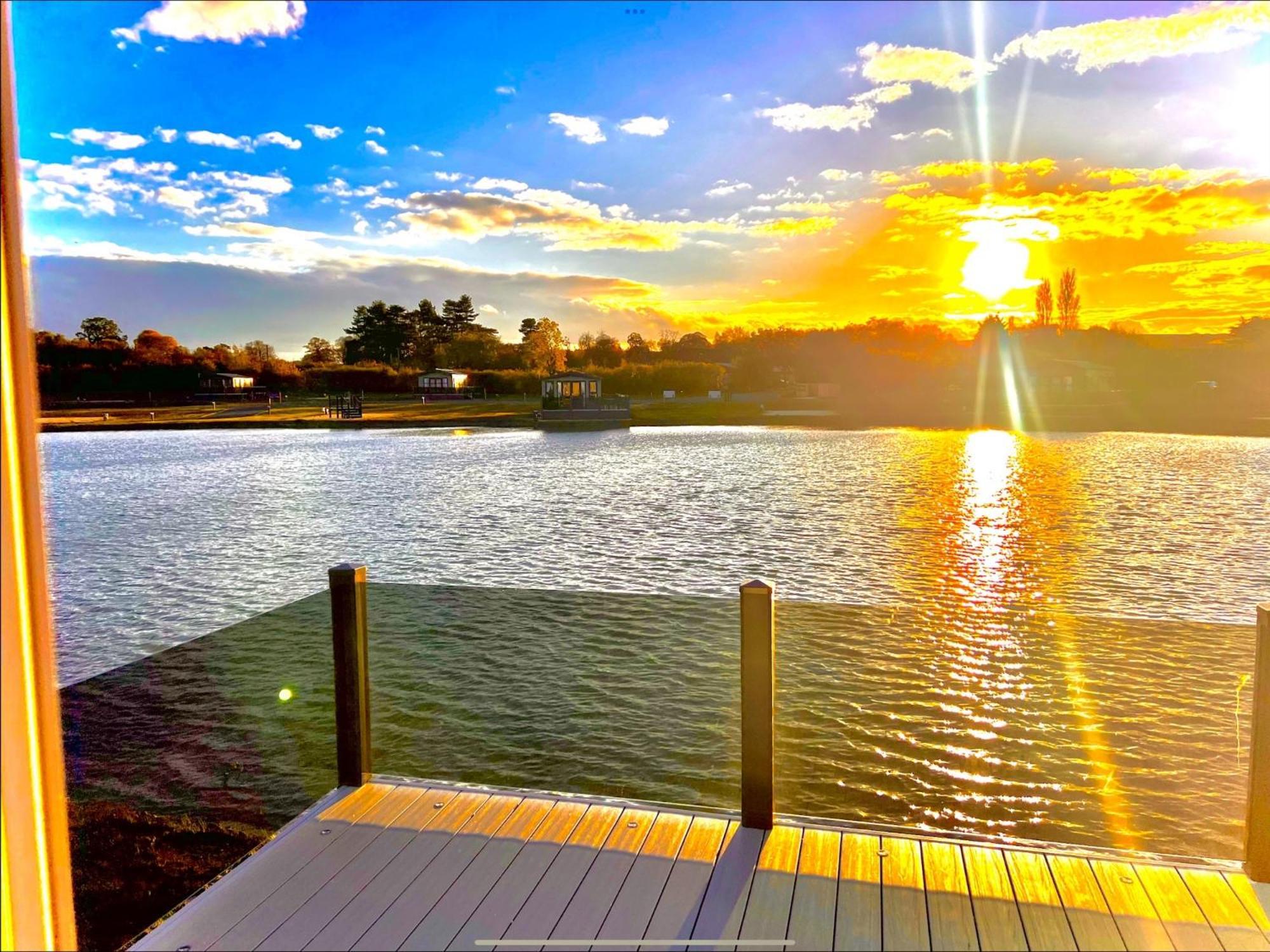 Brackenborough Lakes Resort Louth  Bagian luar foto