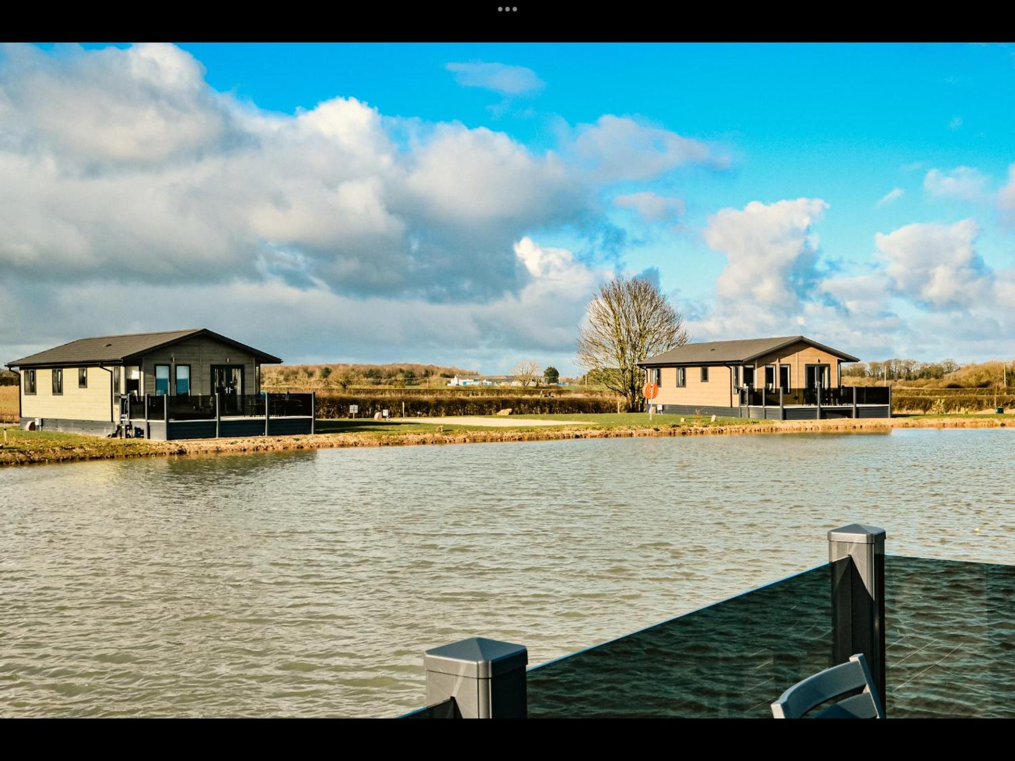 Brackenborough Lakes Resort Louth  Bagian luar foto