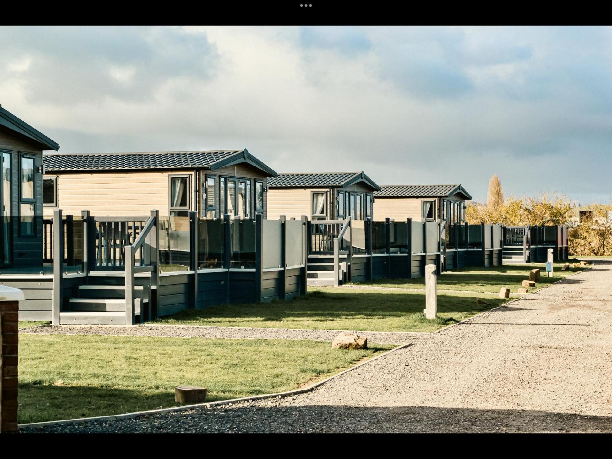 Brackenborough Lakes Resort Louth  Bagian luar foto