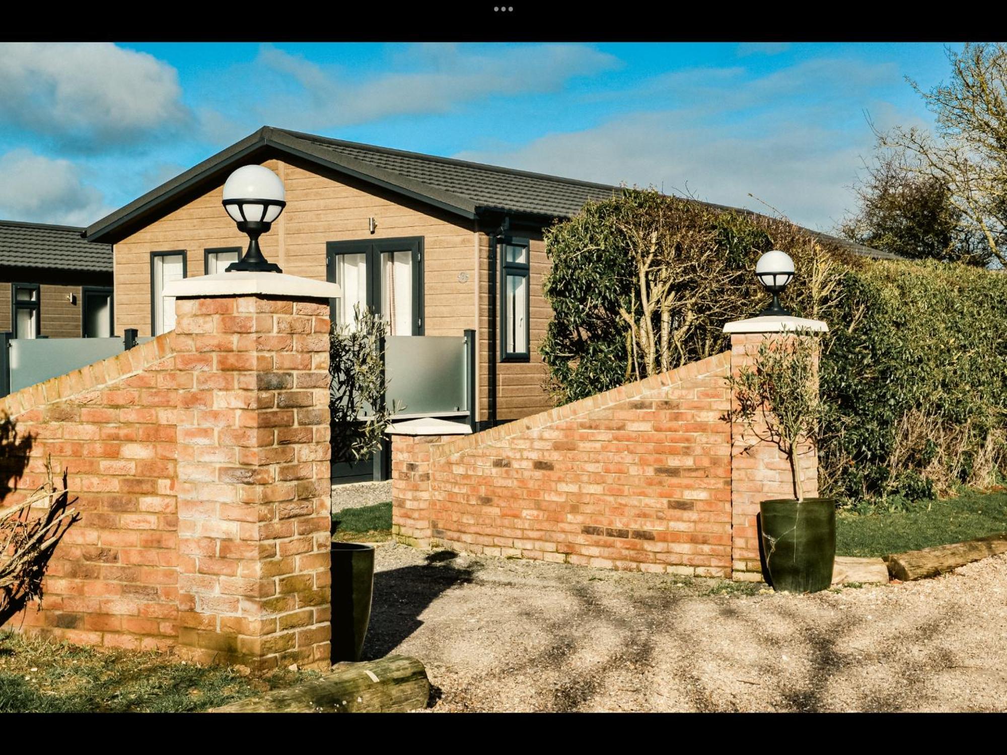 Brackenborough Lakes Resort Louth  Bagian luar foto