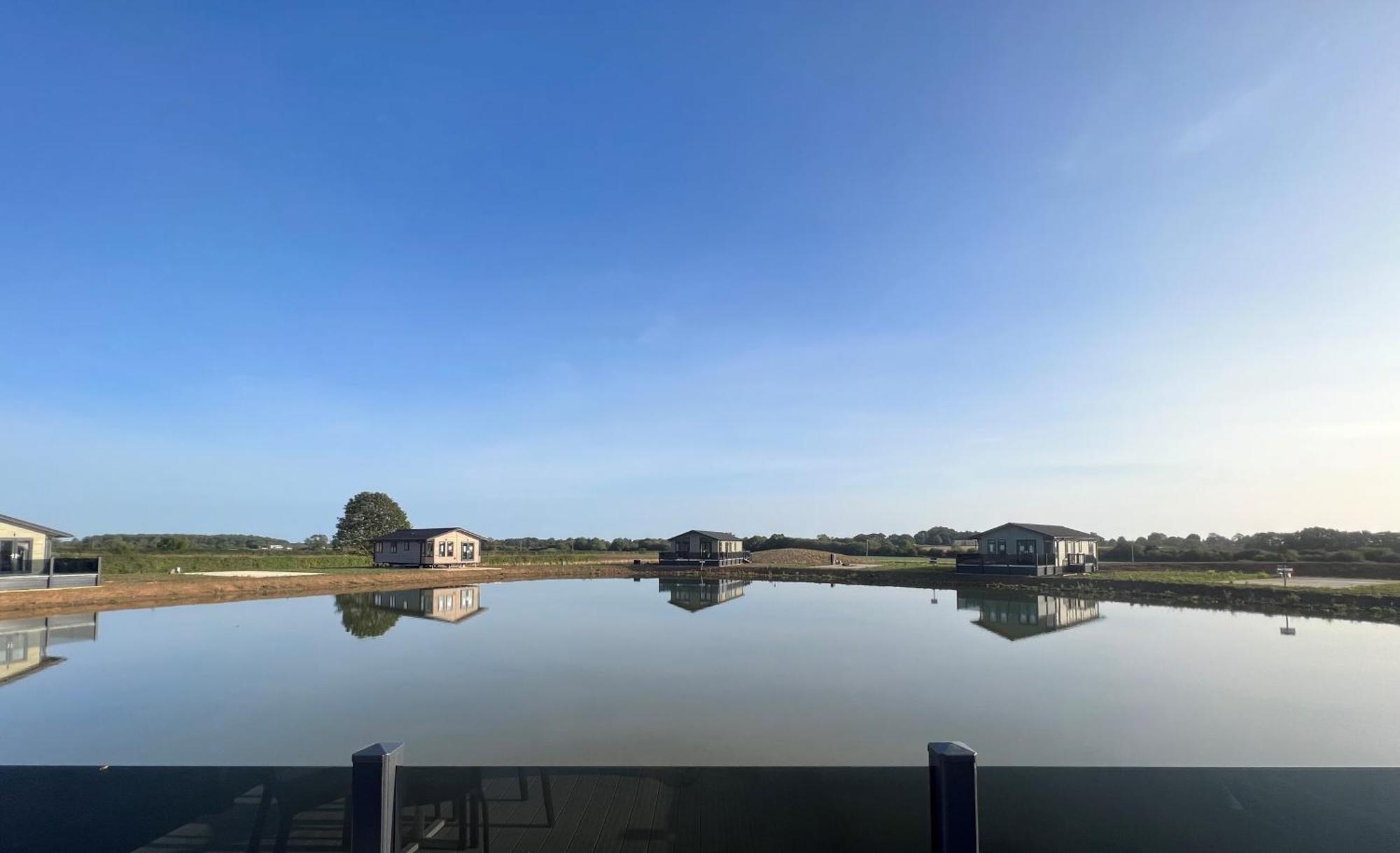 Brackenborough Lakes Resort Louth  Bagian luar foto