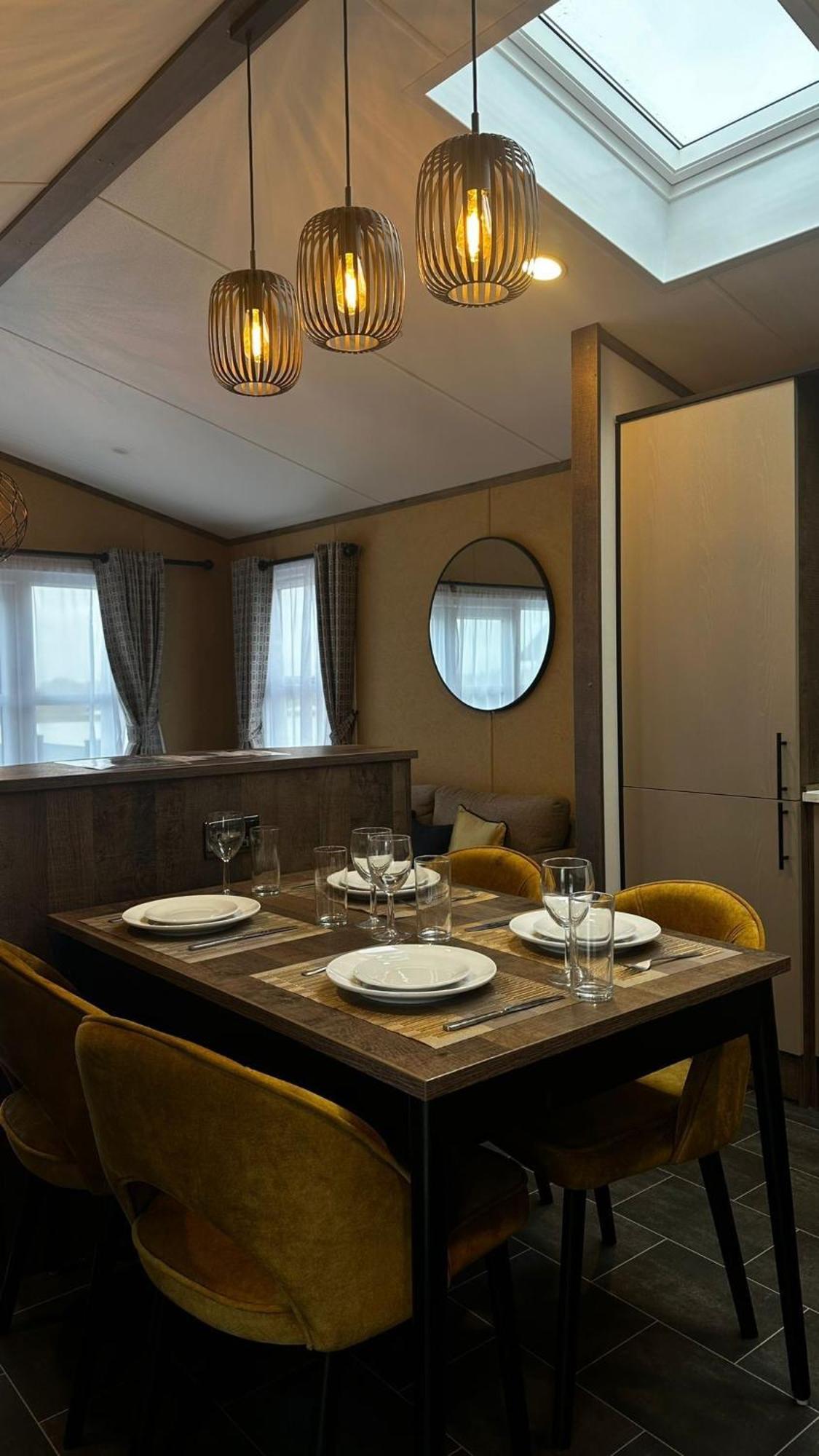 Brackenborough Lakes Resort Louth  Bagian luar foto